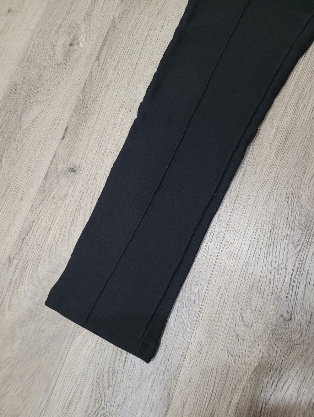 2/$20 Y2K Black & Grey Pull Up Pants Size: Large - Picture 7 of 11